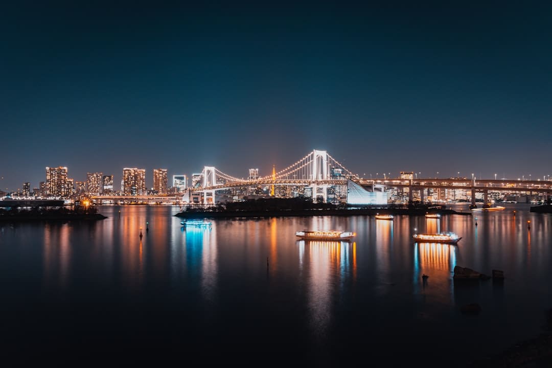 一路唱到晚上11点50分乌鲁木齐成为《飞行日》有史以来最晚完毕的演唱会